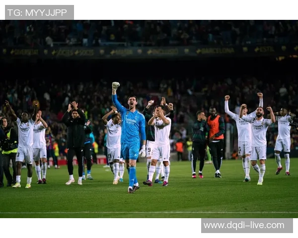 国王杯精彩对决曼联与波尔图战成平局帽子戏法引爆全场激情