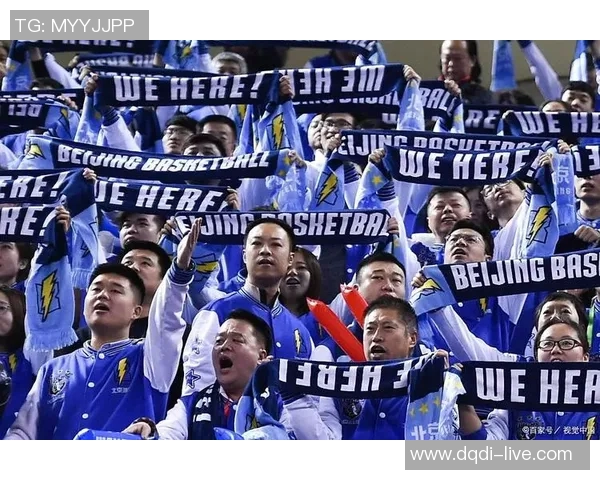 英超惊天冷门多特蒙德狂胜切尔西六比二乌龙球引发全场欢呼