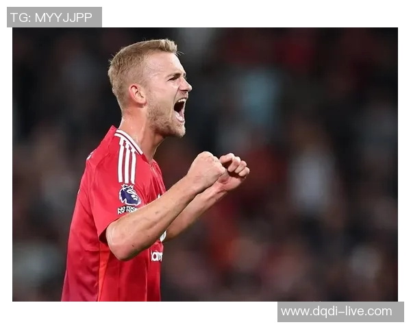 德甲激战曼联逆转国米红牌争议引发全场热议与点评